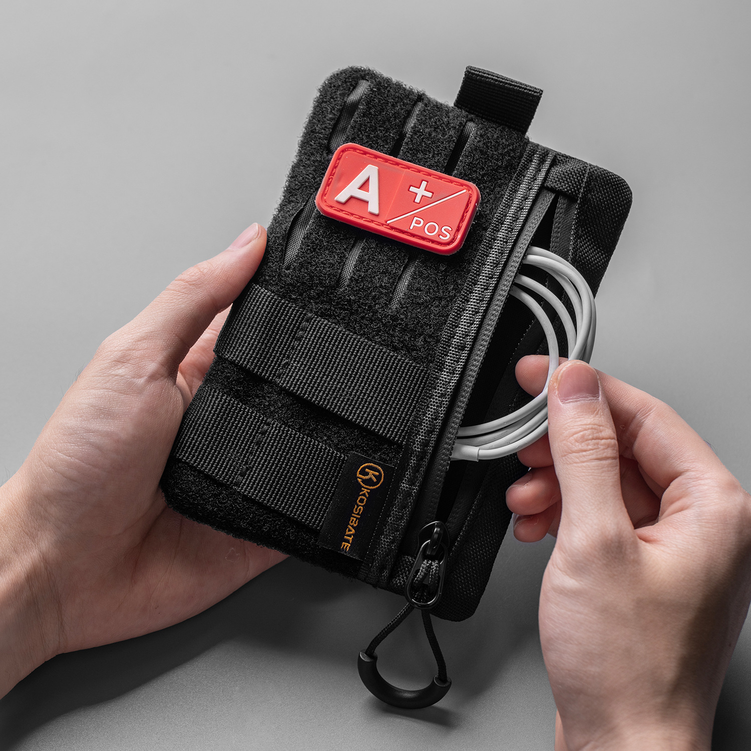 Edc Carry Essentials - Organizer EDC z przestrzenią na naszywki